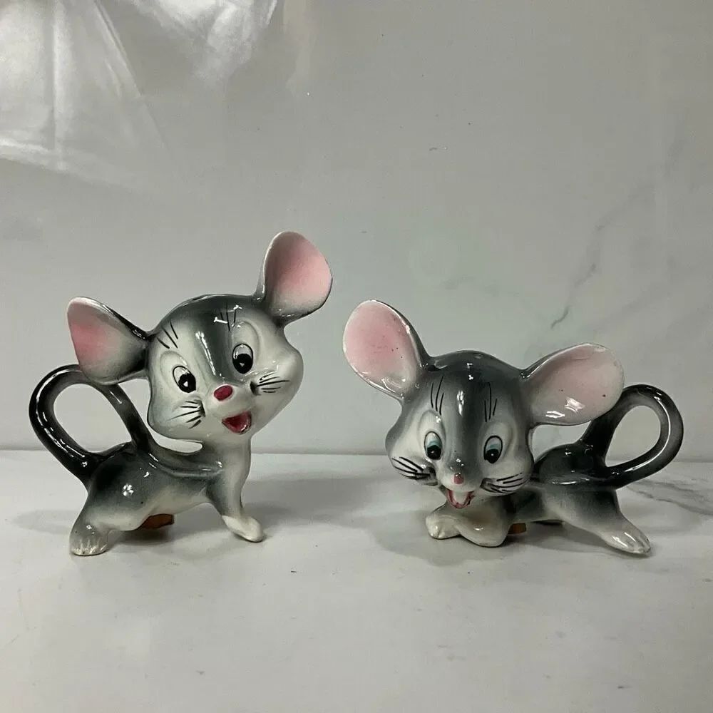 VINTAGE 50’s ARTMARK Mouse Salt and Pepper Shakers